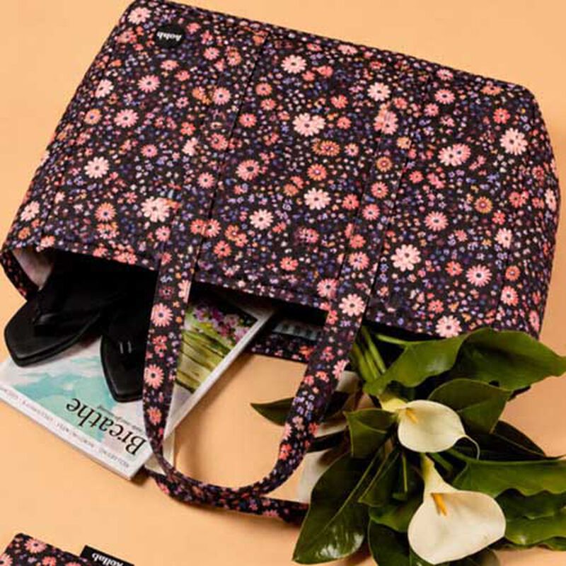 Kollab Carryall Cargo Bag Mocha Meadow image number 3